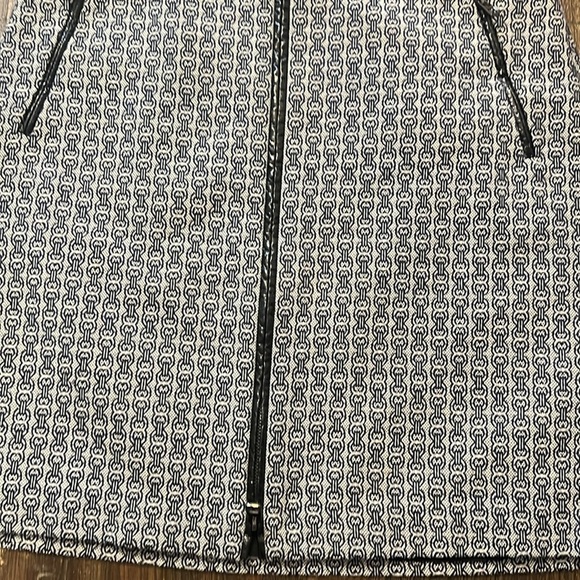 Tory Burch Chaumont A-Line Short Skirt Zip Front Horse Bit Print Navy Size 8 - Picture 8 of 12